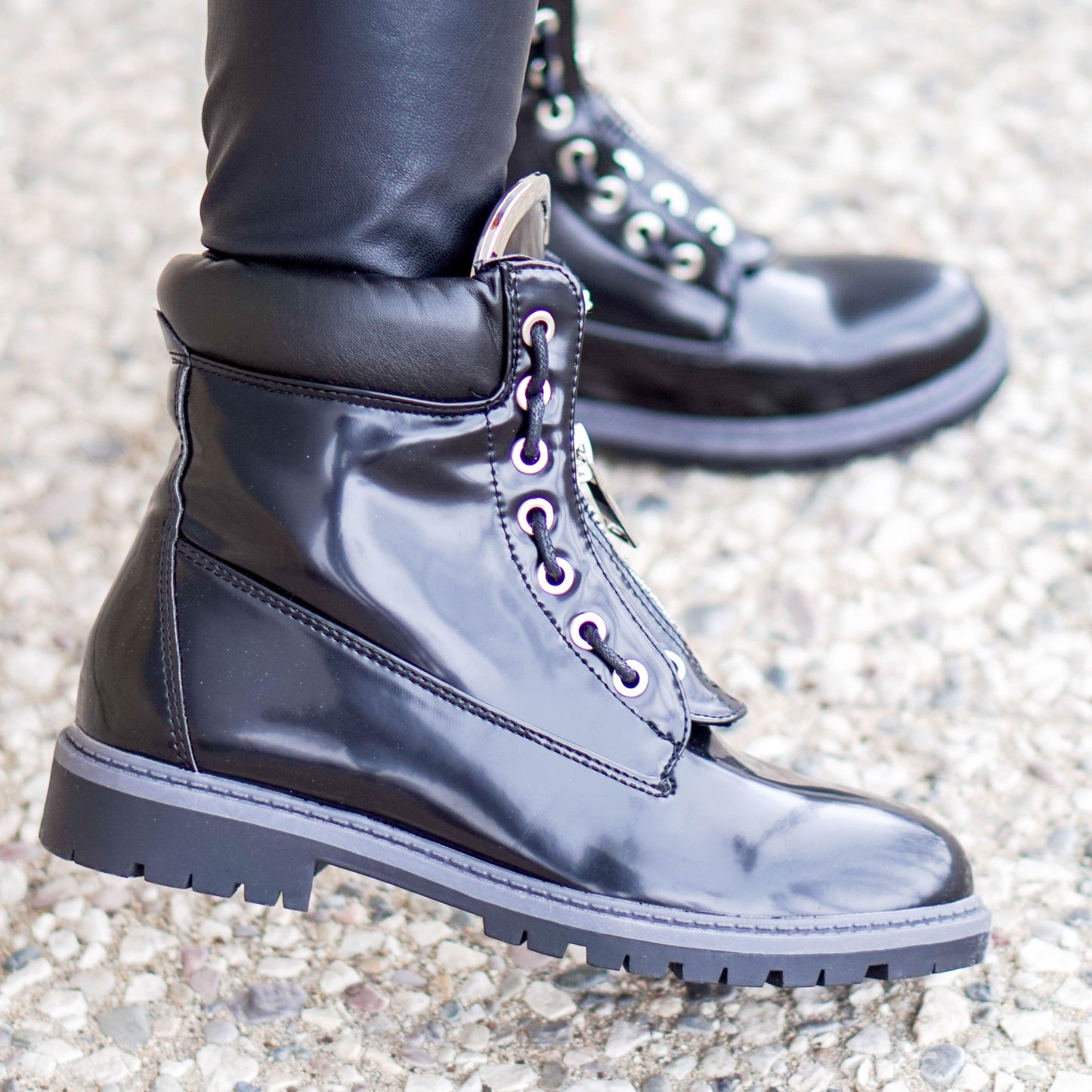 Черни дамски боти Adrina