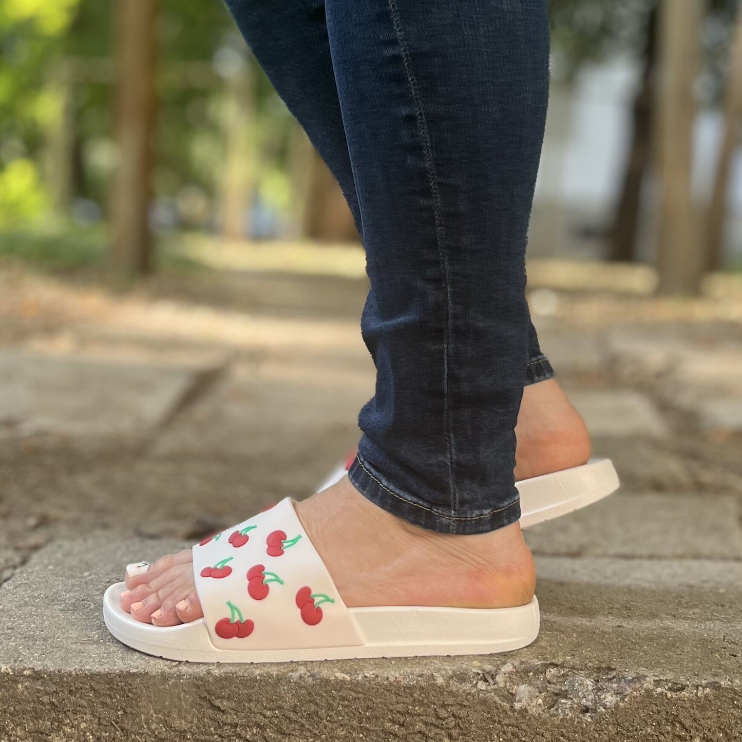 Дамски бели чехли - Cherry - White