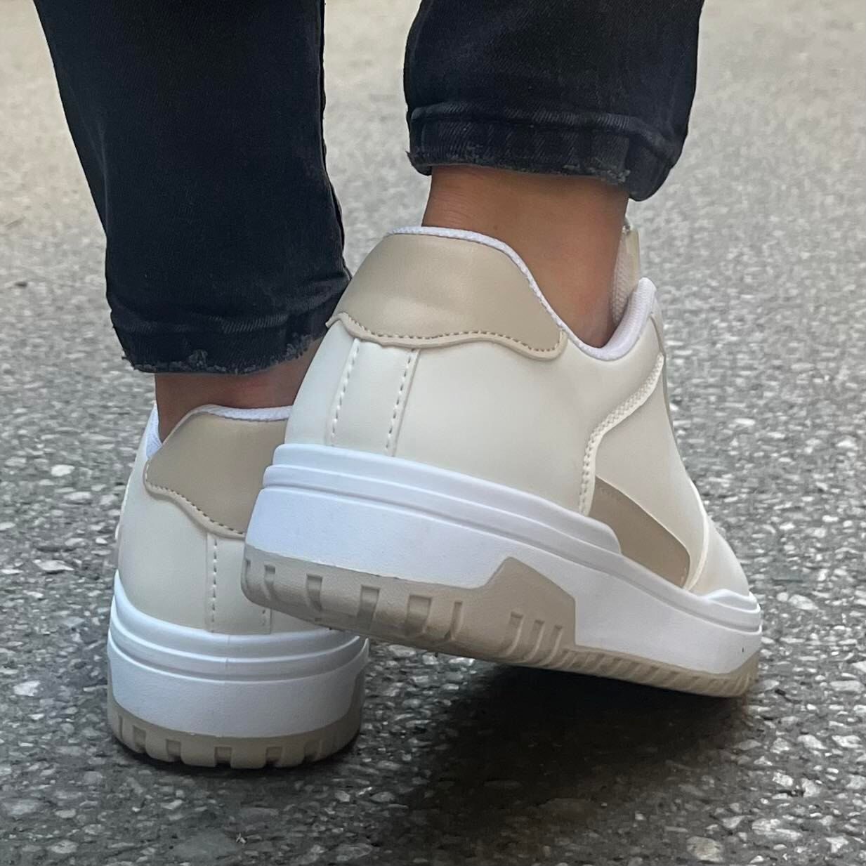 Дамски бели маратонки - Mishel - White - Beige