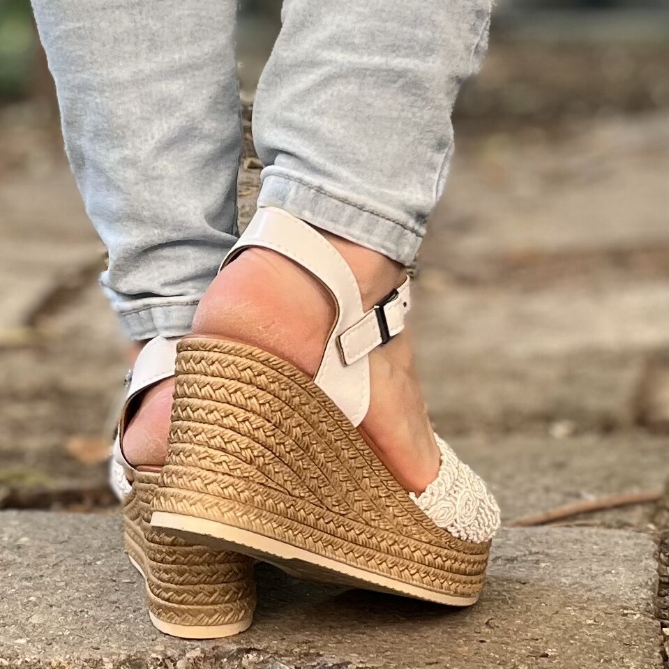 Дамски бели сандали на платформа - Alice - White