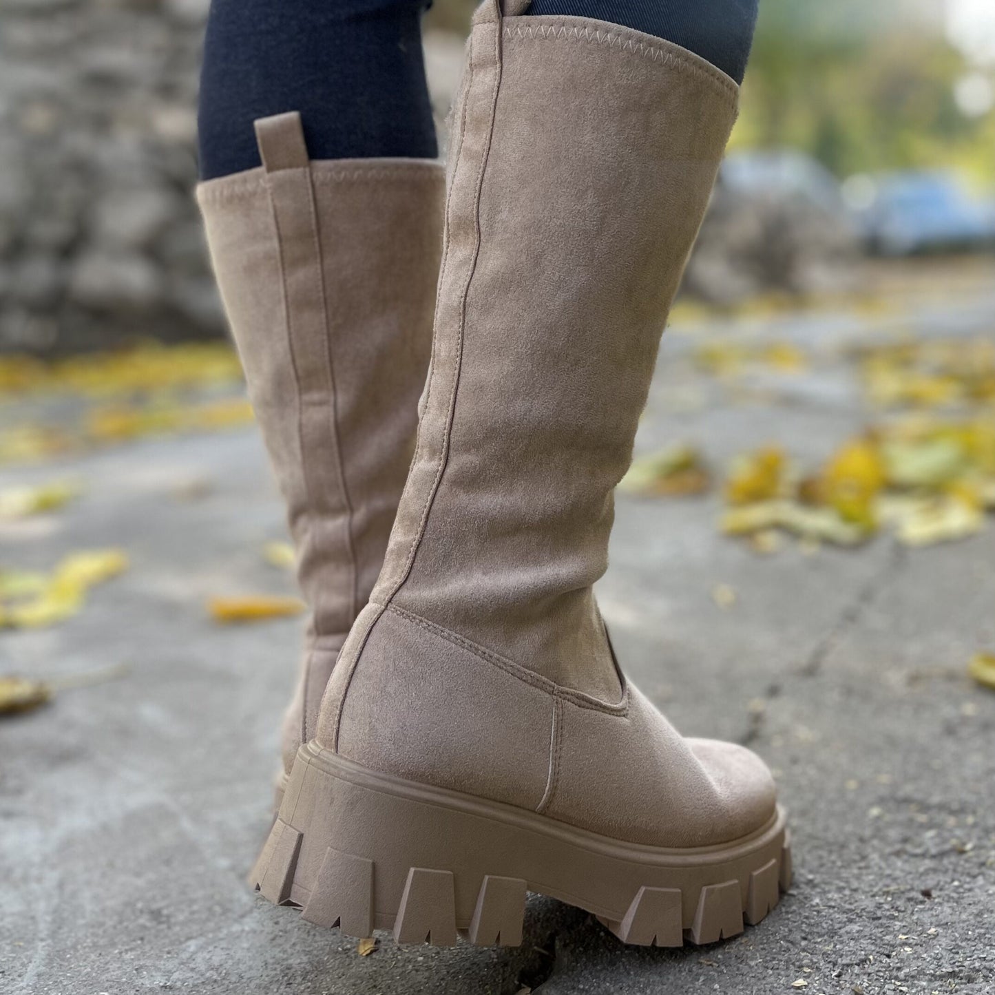 Дамски бежови ботуши - Everlyse - Beige