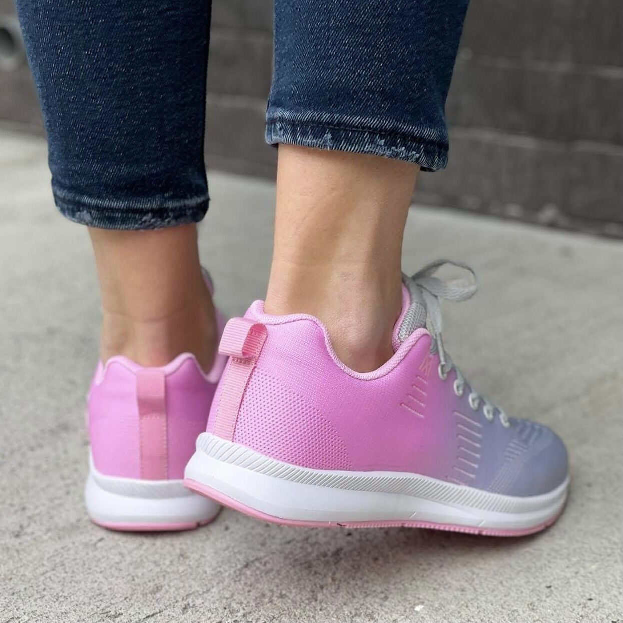 Дамски сиво-розови маратонки Evalyse Grey Pink – Дишащи с Антибактериален Текстил