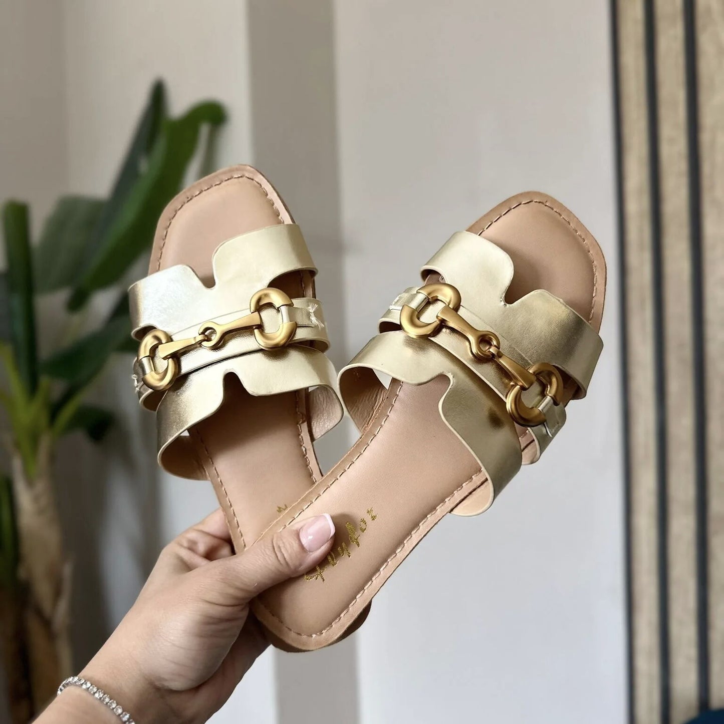 Дамски златисти чехли - Gail - Gold