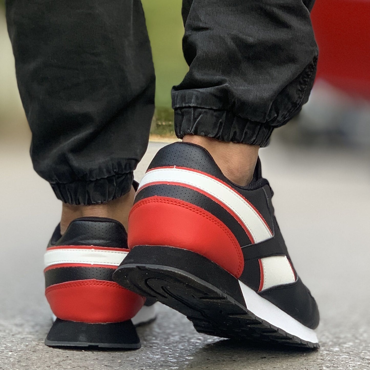 Мъжки черни маратонки - Joy - Black - Red