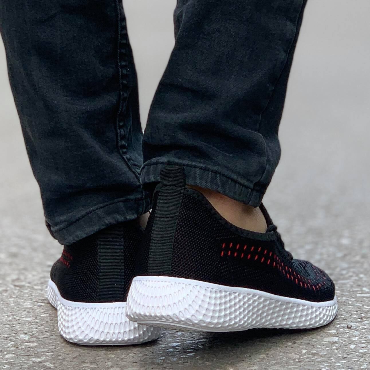 Олекотени мъжки маратонки Tiberio- Black