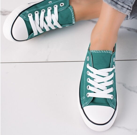 Зелени дамски кецове Moore