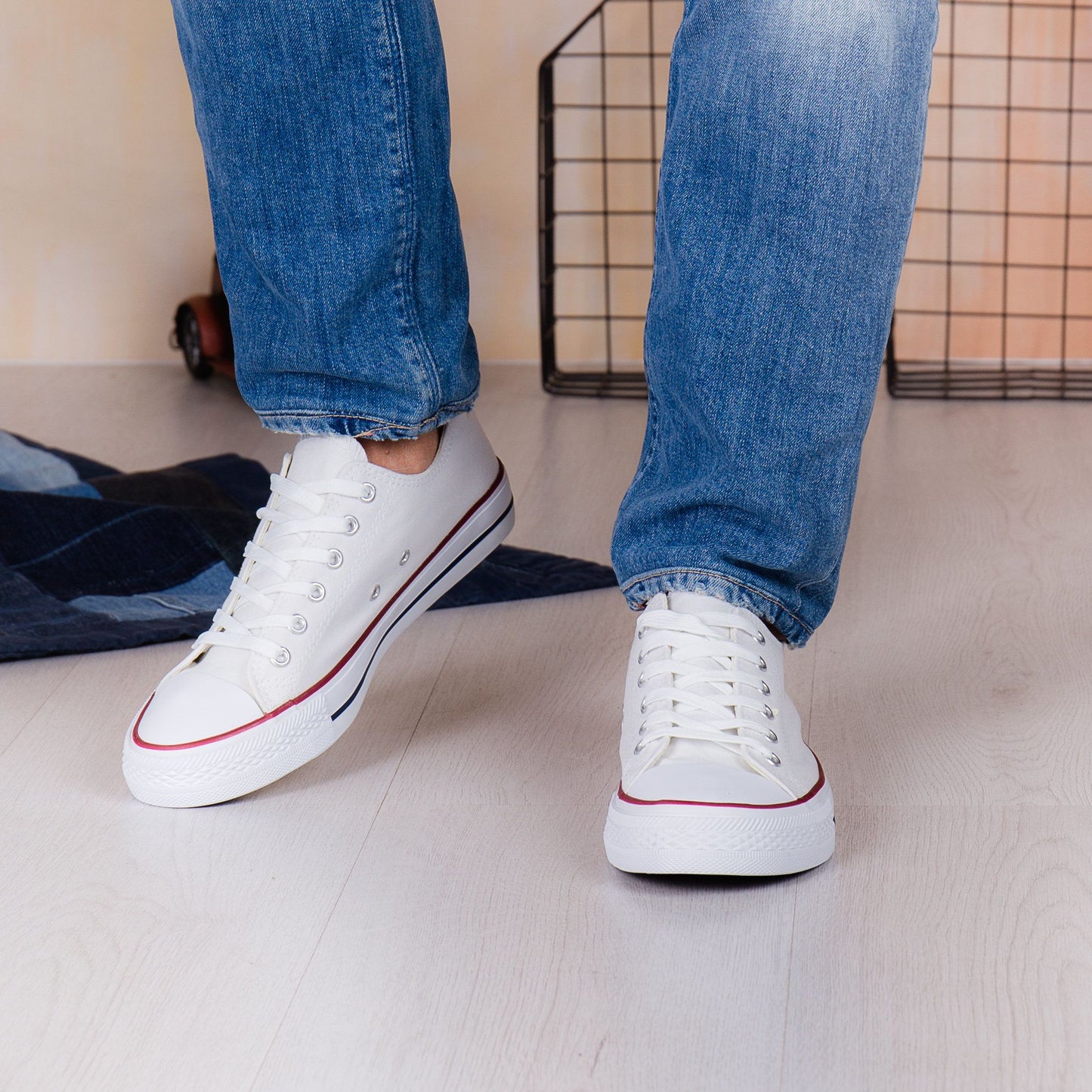 Мъжки бели кецове David