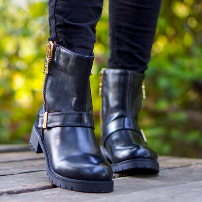 Черни кожени дамски боти Citta - Pelle