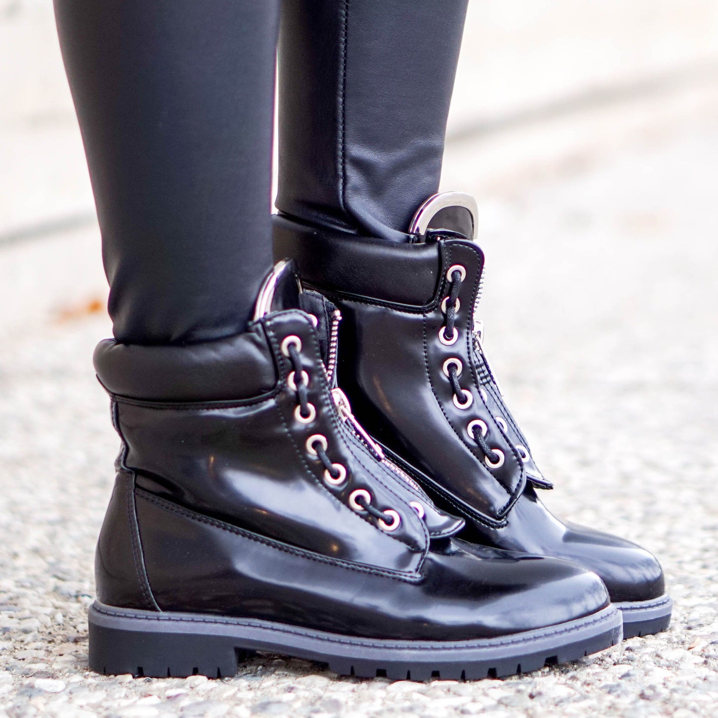 Черни дамски боти Adrina