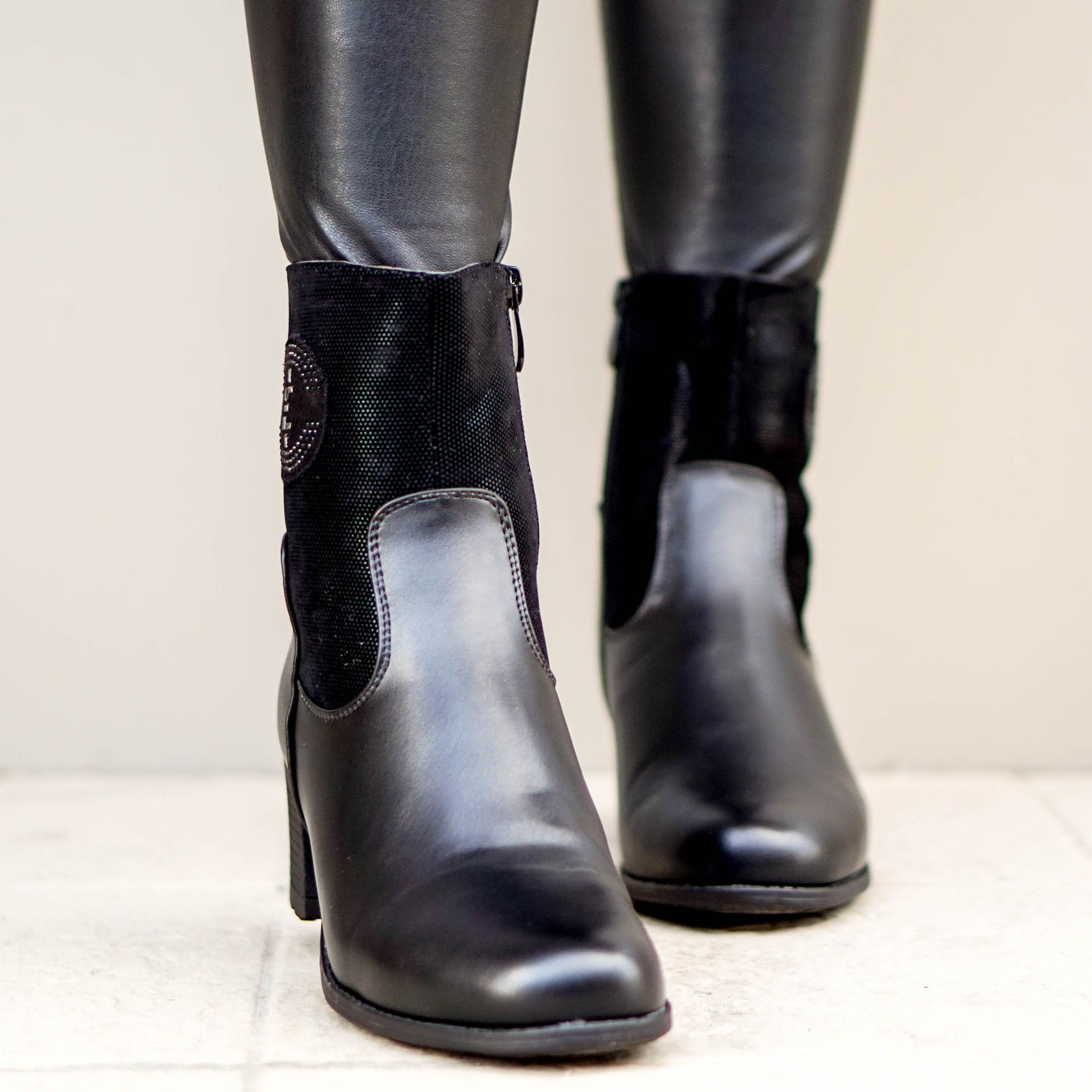 Дамски боти на ток Lulu