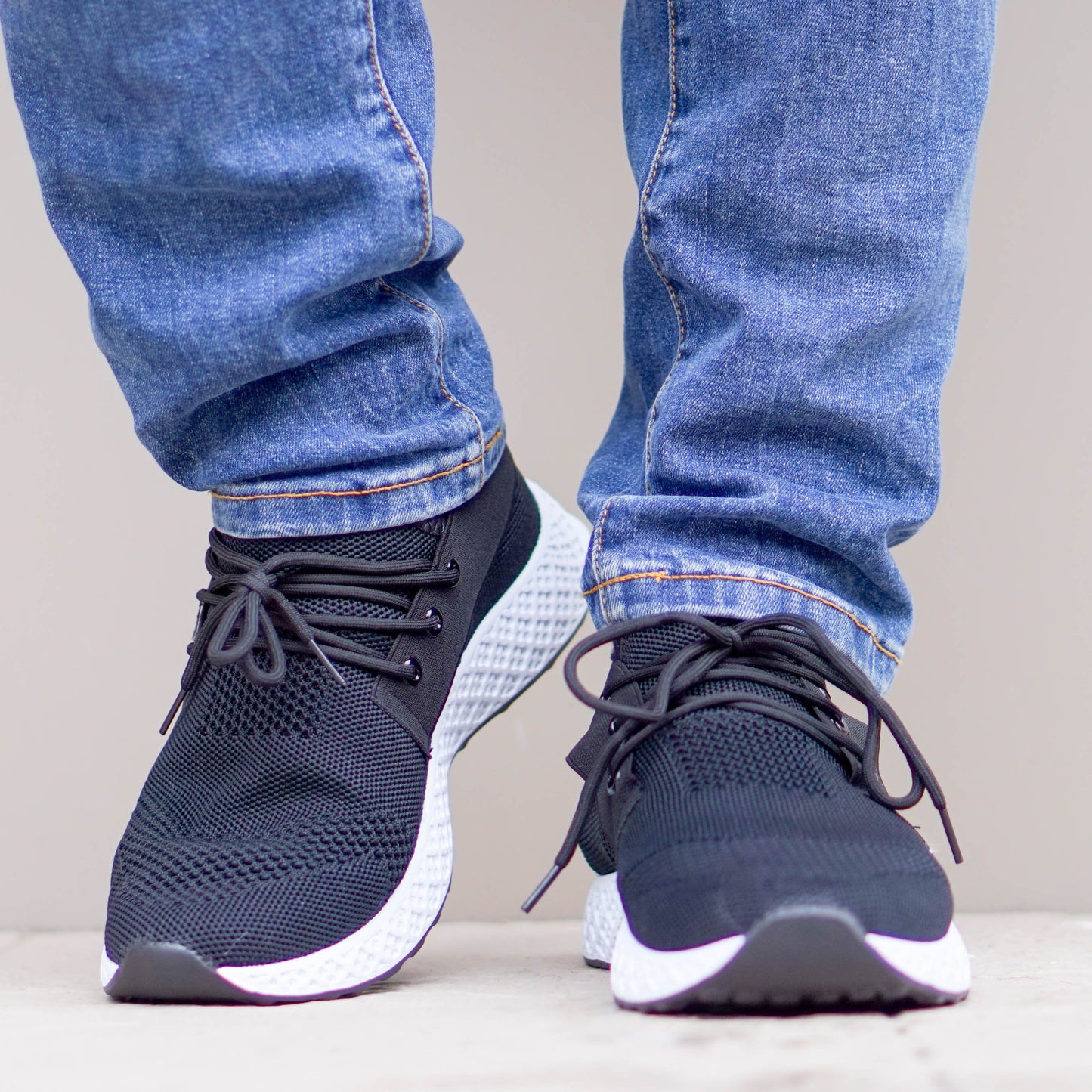 Мъжки черни маратонки - Anthony - Black