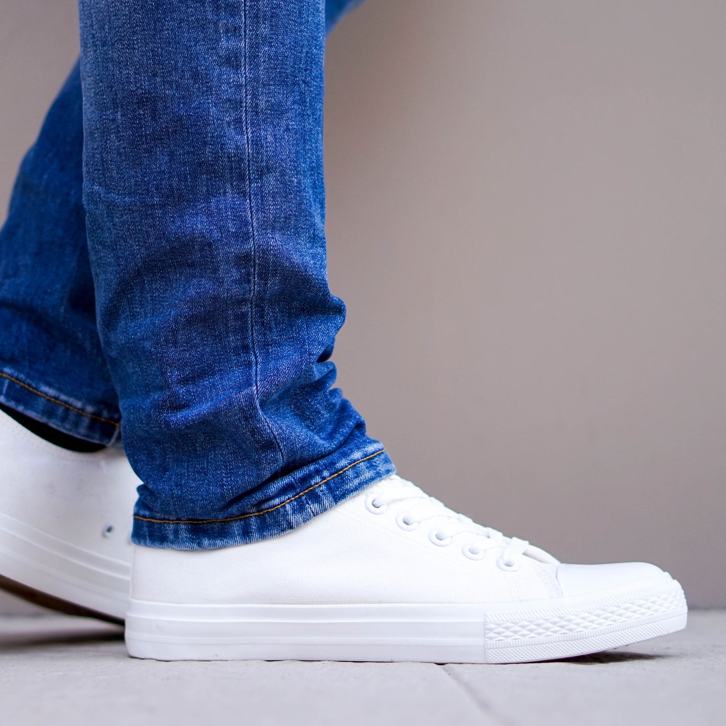 Мъжки бели кецове - Nikol - White