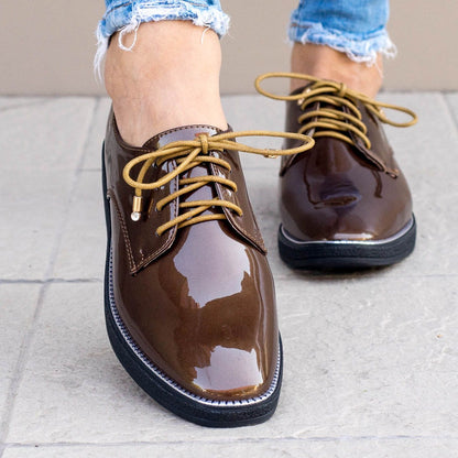 Дамски кафяви, лачени обувки - Lawanda - Brown