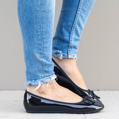 Дамски черни, лачени еспадрили - Miliya - Black