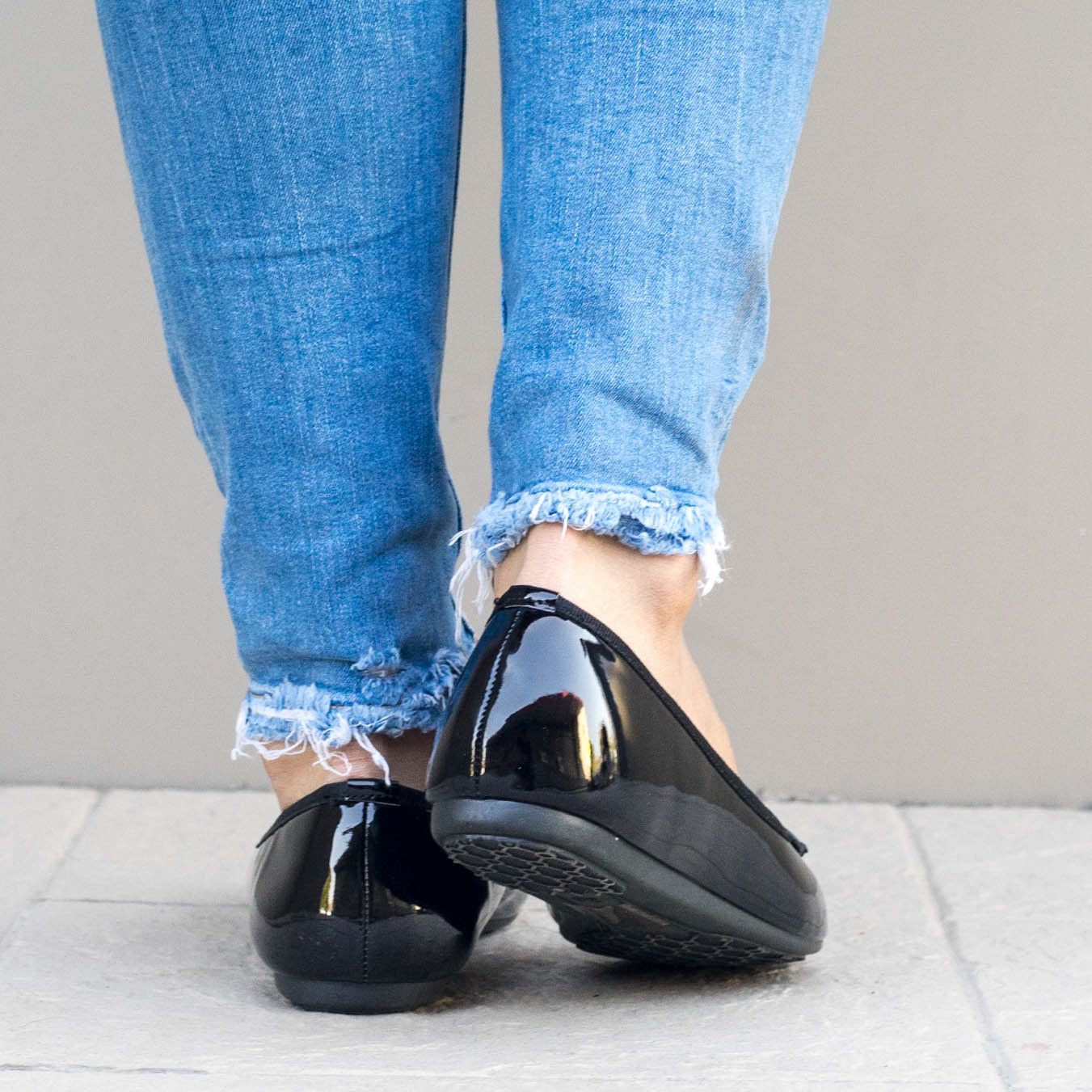 Дамски черни, лачени еспадрили - Miliya - Black