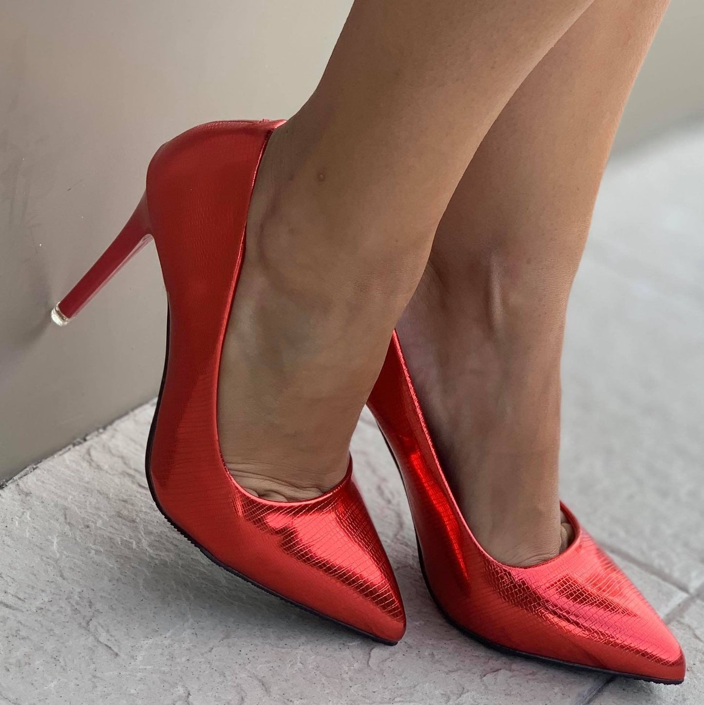 Дамски елегантни обувки на ток Vesiqna - Red