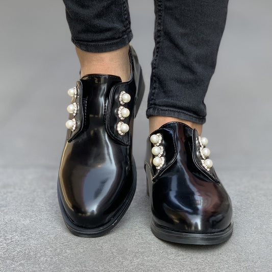 Дамски черни, лачени обувки - Mason - Black