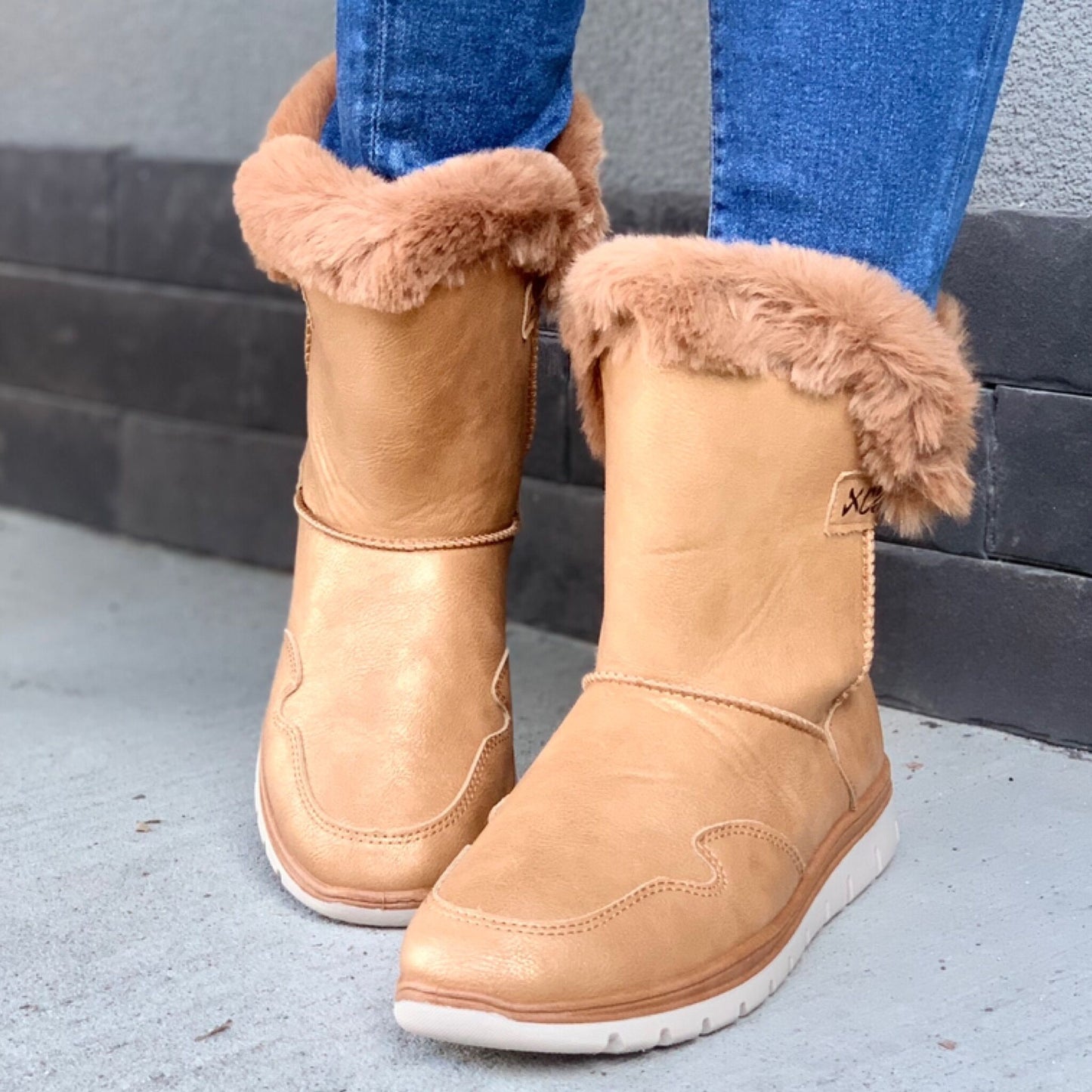 Дамски кафяви апрески Tory - Brown