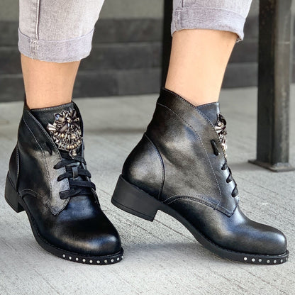 Черни боти с камъни Orella