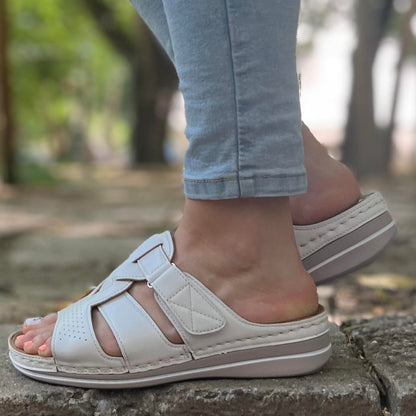 Дамски бели чехли - Robertina - White