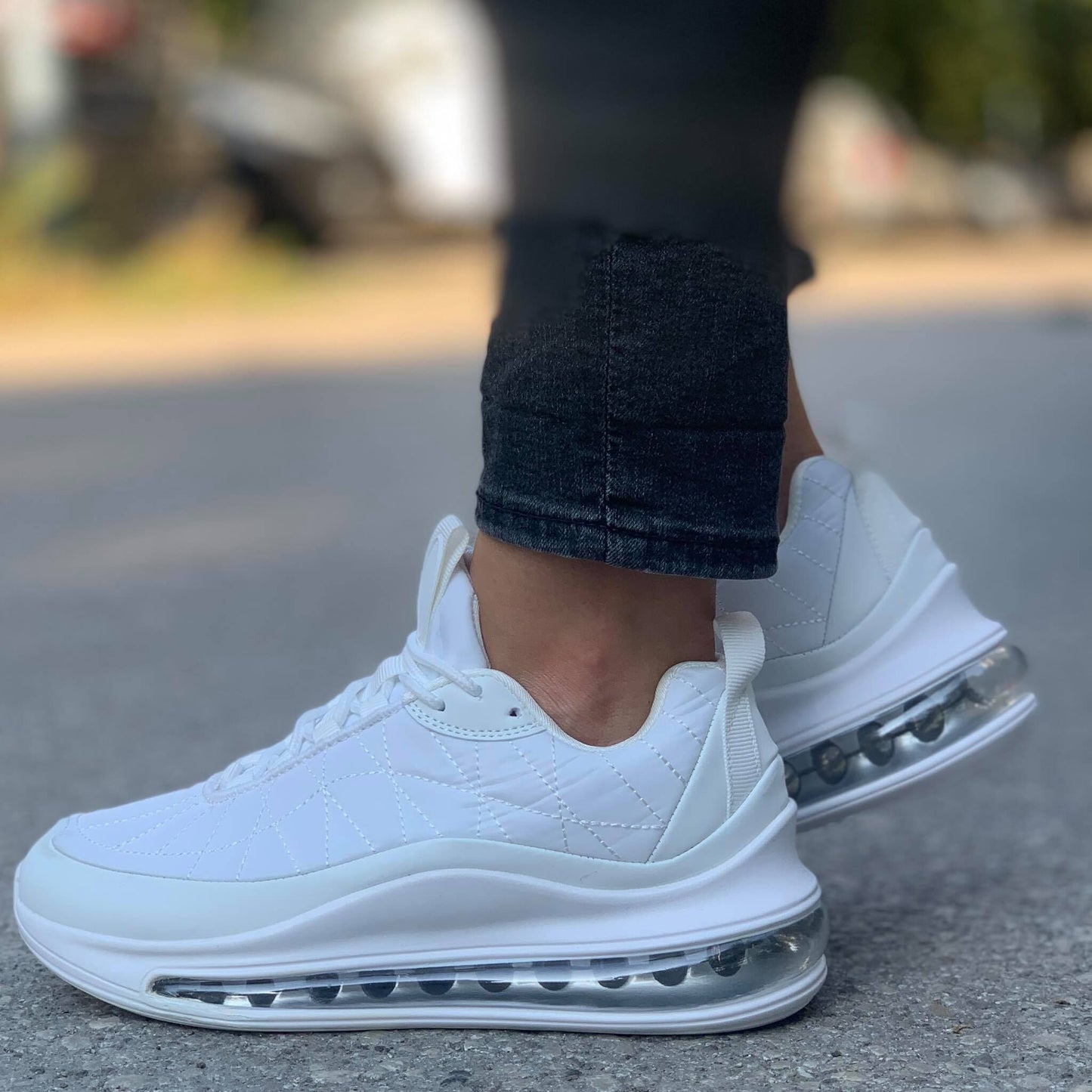 Дамски бели маратонки - Carly - White