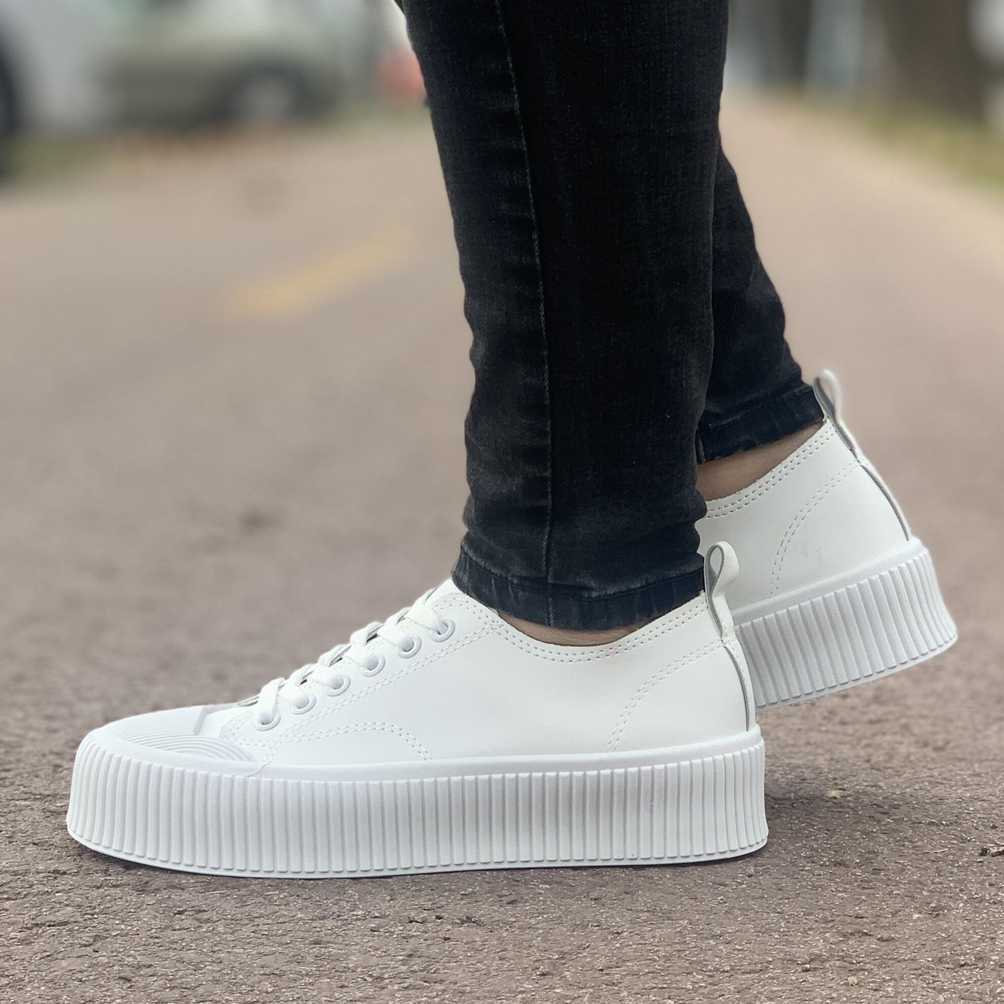 Дамски бели маратонки - Creola -  White