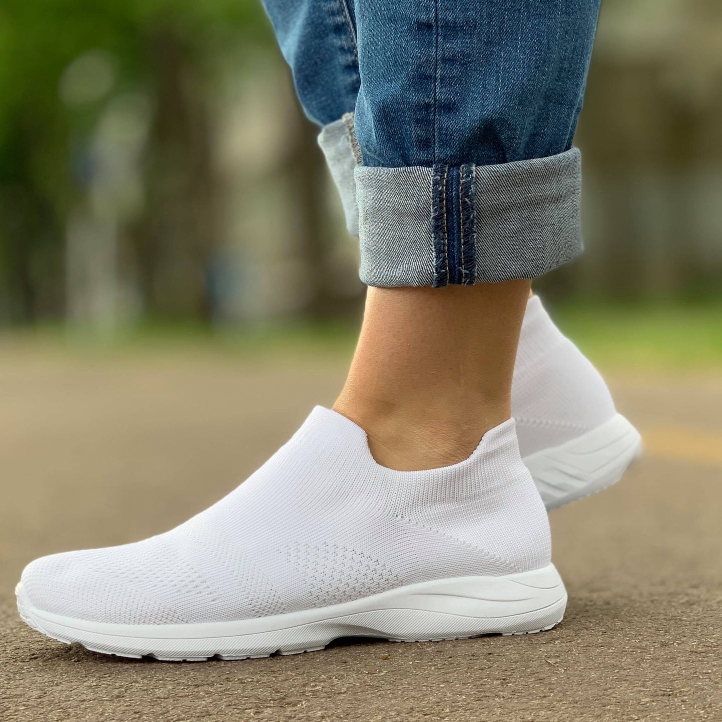 Дамски бели маратонки - Emilly - White