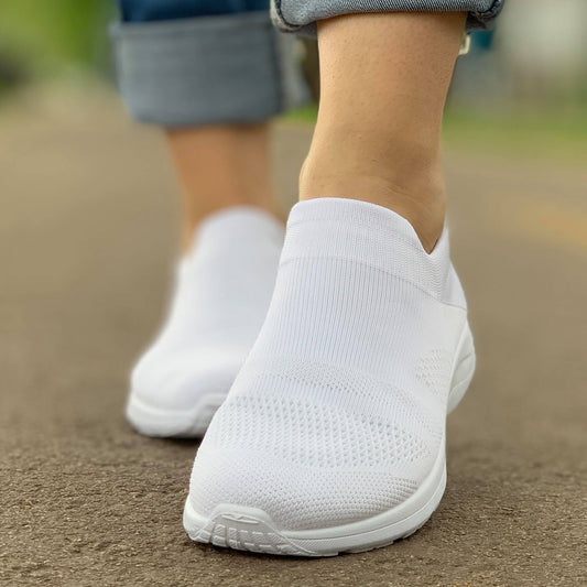 Дамски бели маратонки - Emilly - White