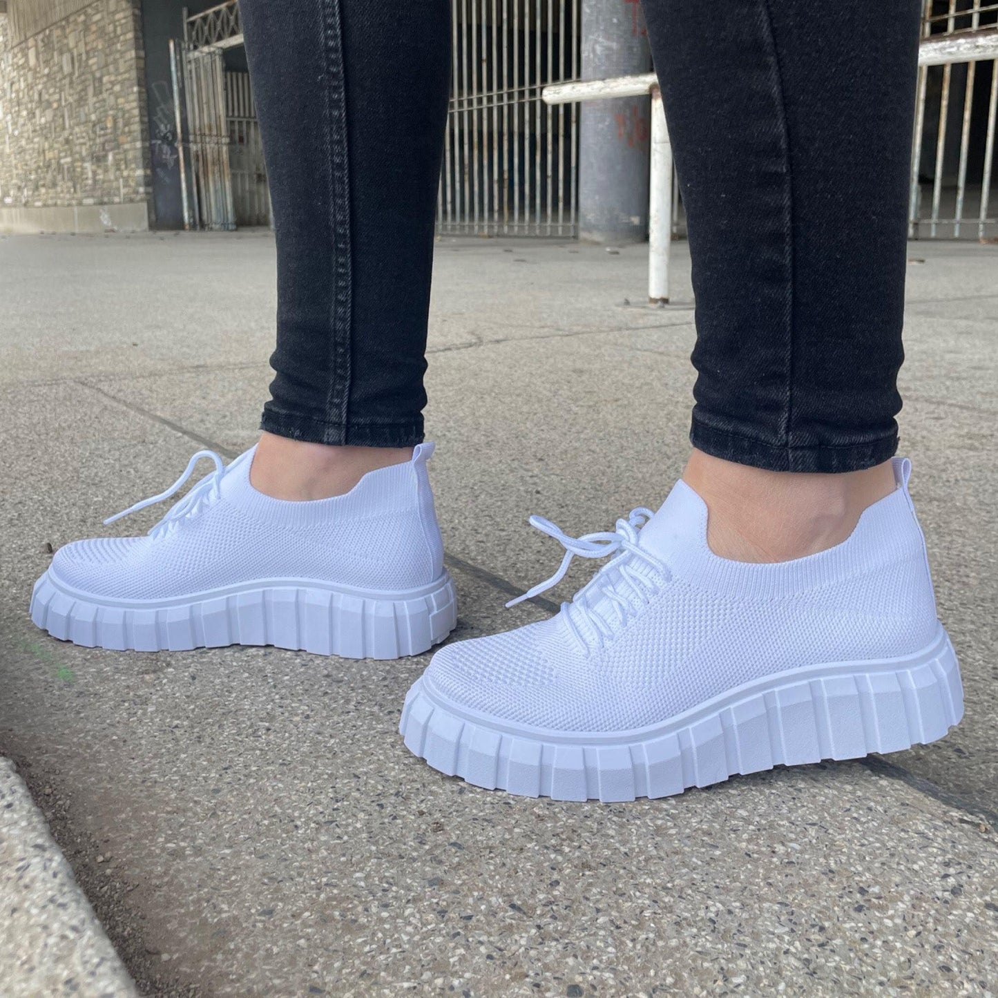 Дамски бели маратонки - Inessa - White