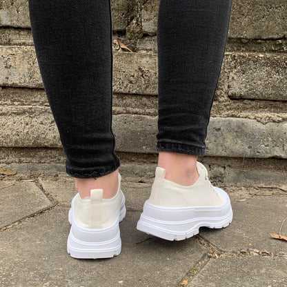 Дамски бели маратонки - Judith - White