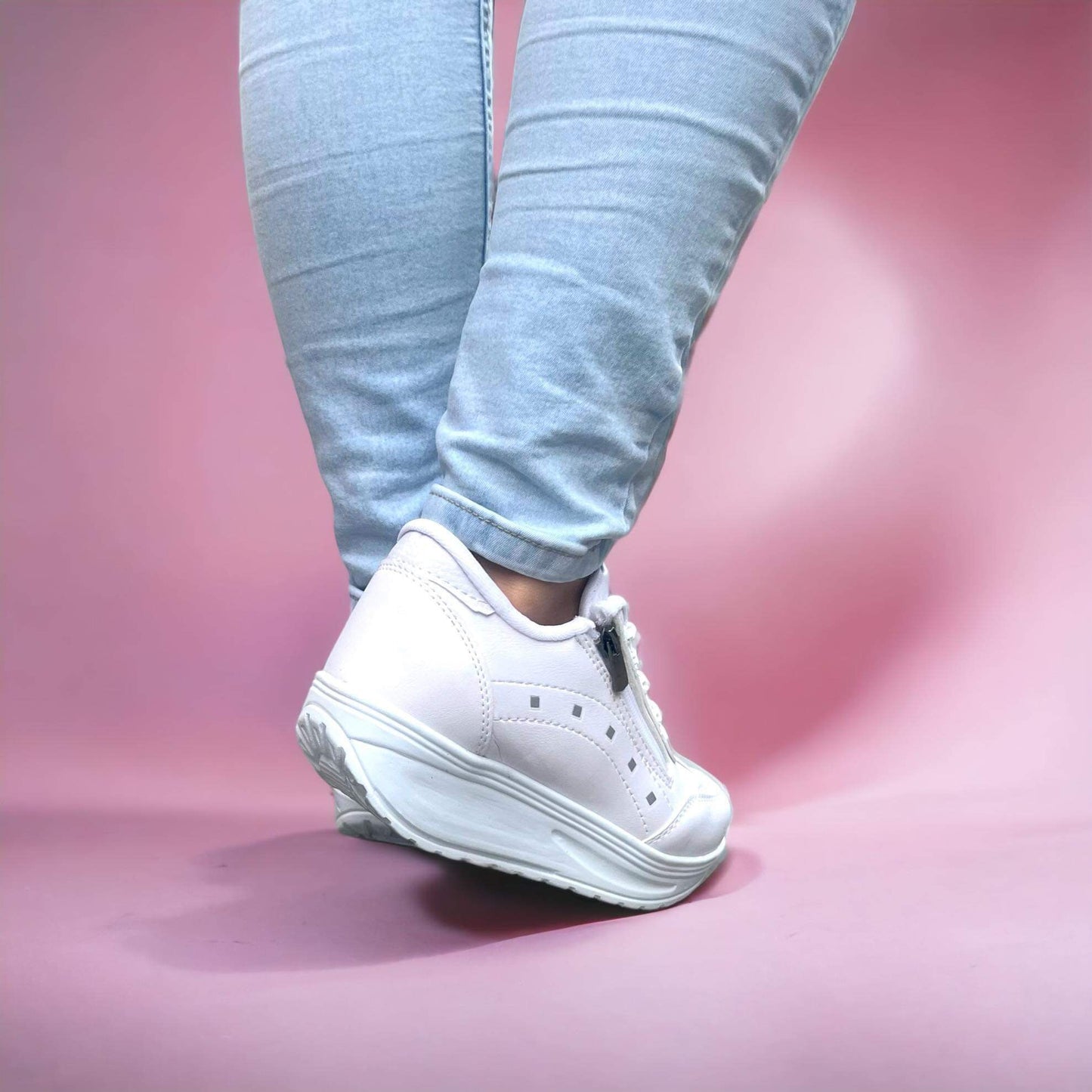 Дамски бели маратонки - Lazarina - White