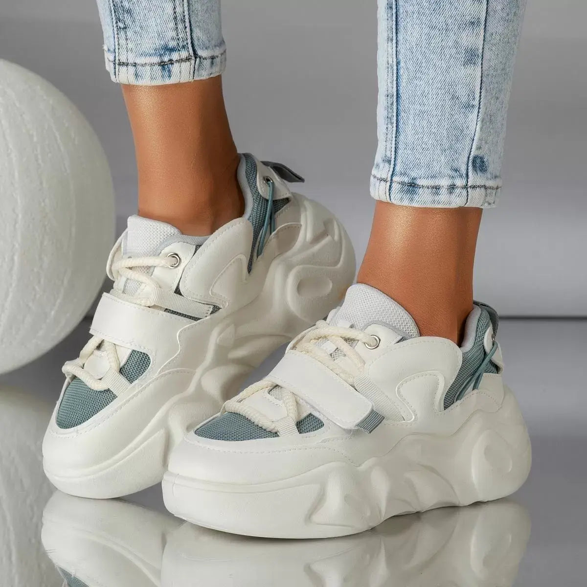 Дамски бели маратонки - Leslie - White