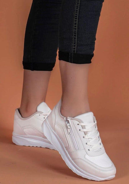 Дамски бели маратонки - Mya - White