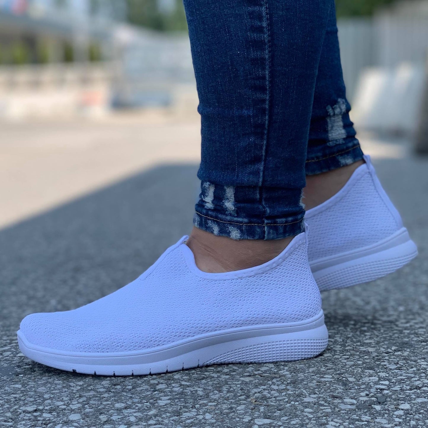 Дамски бели маратонки - Shera - White