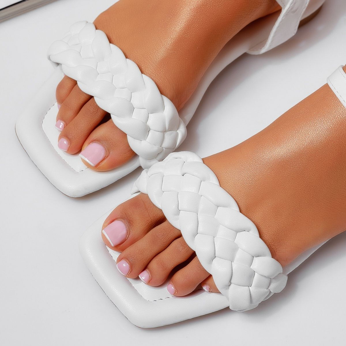 Дамски бели сандали - Florence - White