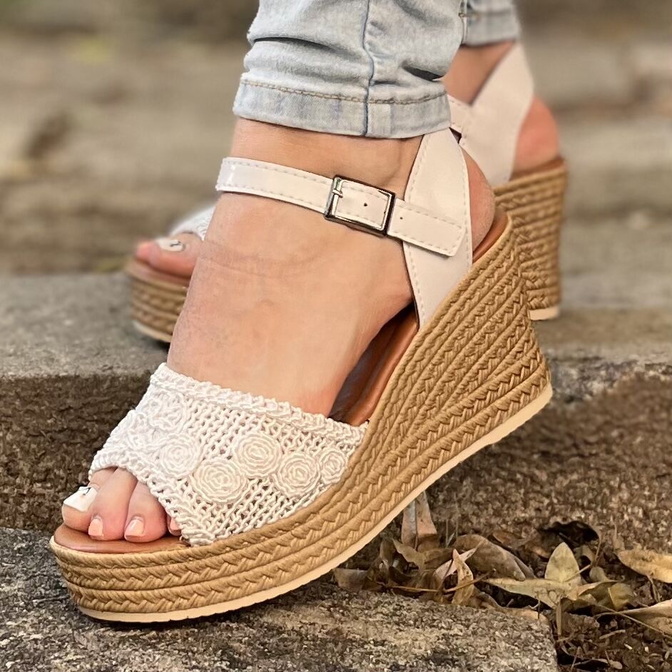 Дамски бели сандали на платформа - Alice - White