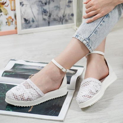 Дамски бели сандали - Tania - White