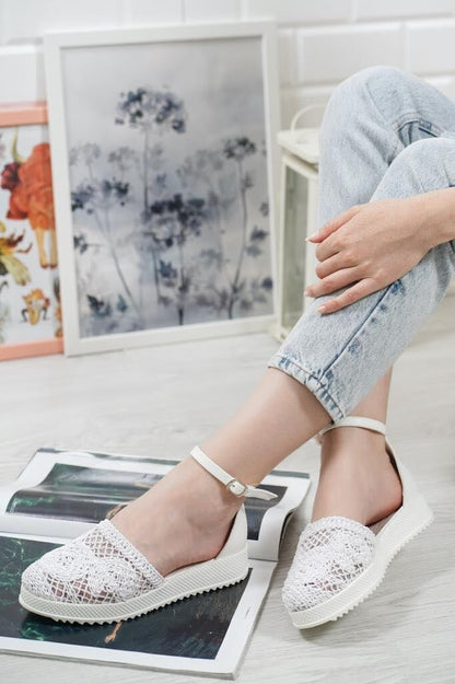 Дамски бели сандали - Tania - White