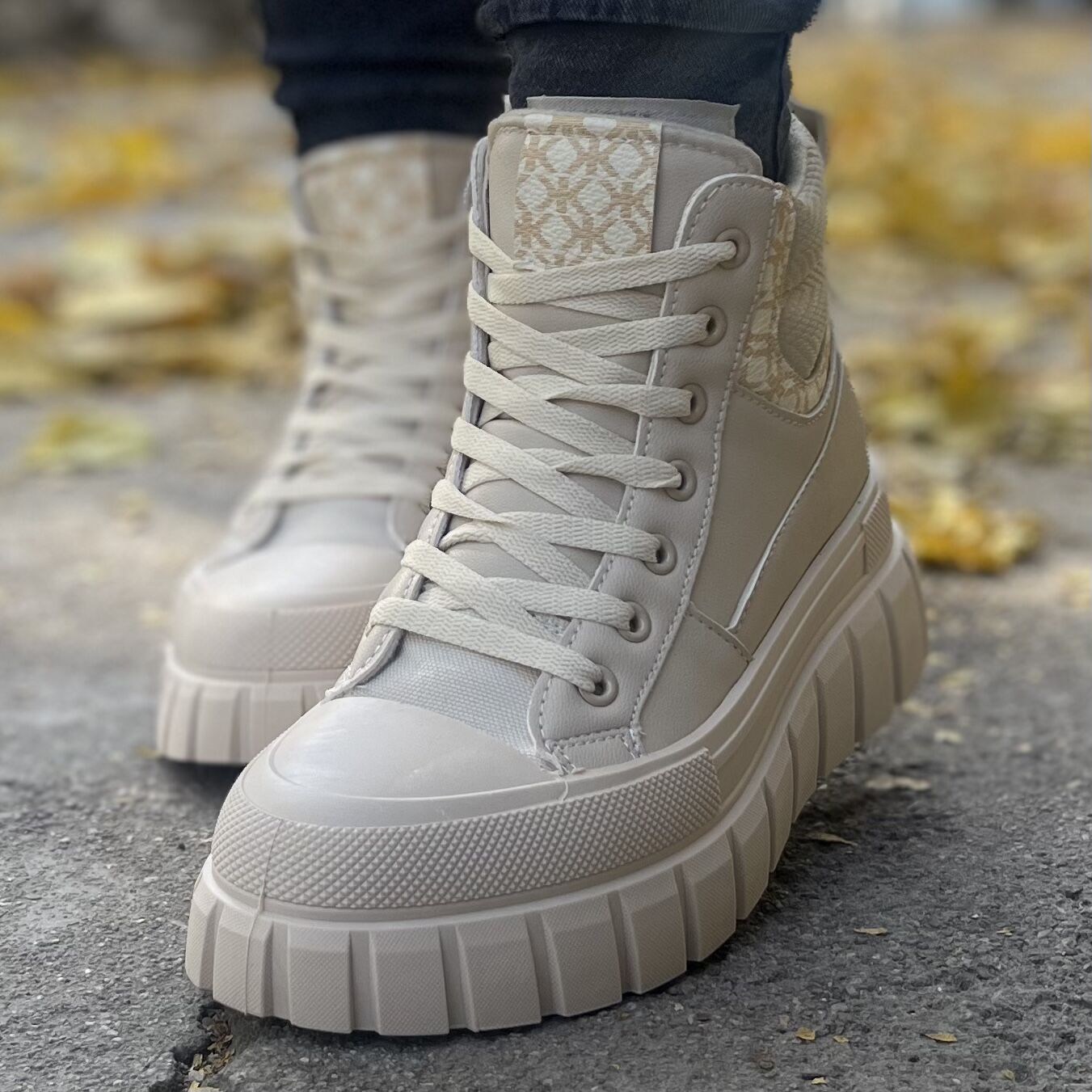 Дамски бежови боти - Lilia - Beige