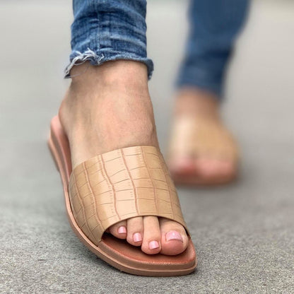 Дамски бежови чехли - Leona - Beige