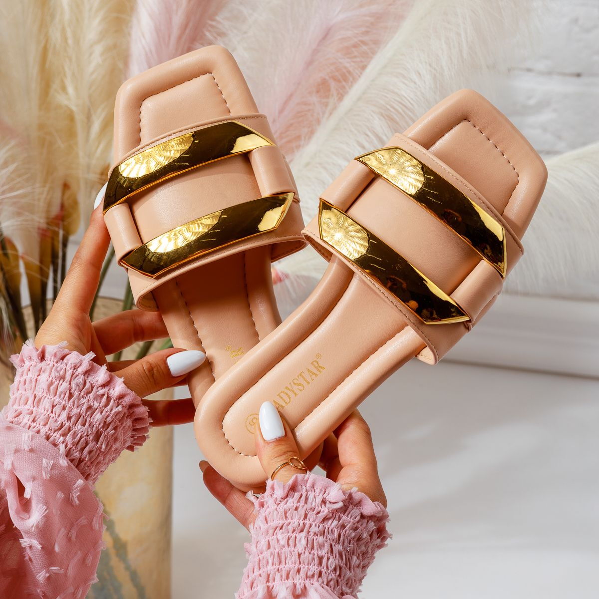 Дамски бежови чехли - Sally - Beige