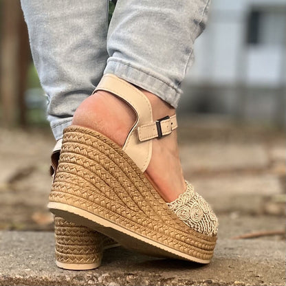 Дамски бежови сандали на платформа - Alice - Beige