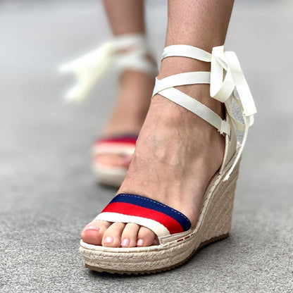 Дамски бежови сандали на платформа -  Jacy - Beige