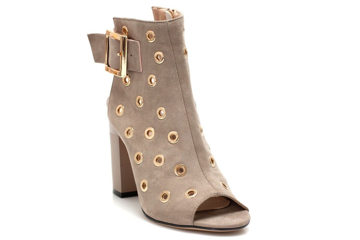 Дамски бежови  сандали на ток - Hazel  - Beige