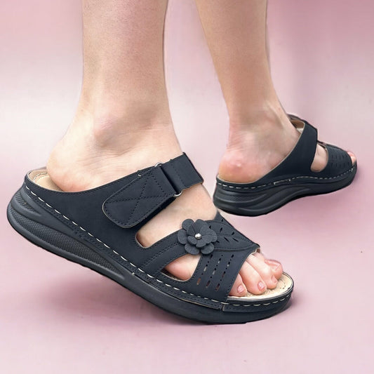 Дамски черни чехли - Merilin - Black