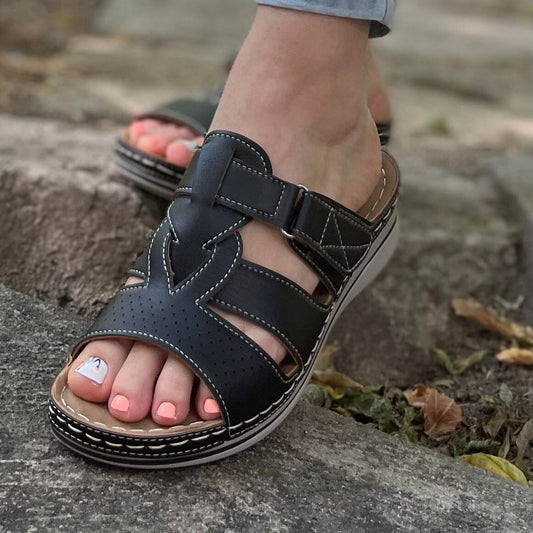 Дамски черни чехли - Robertina - Black