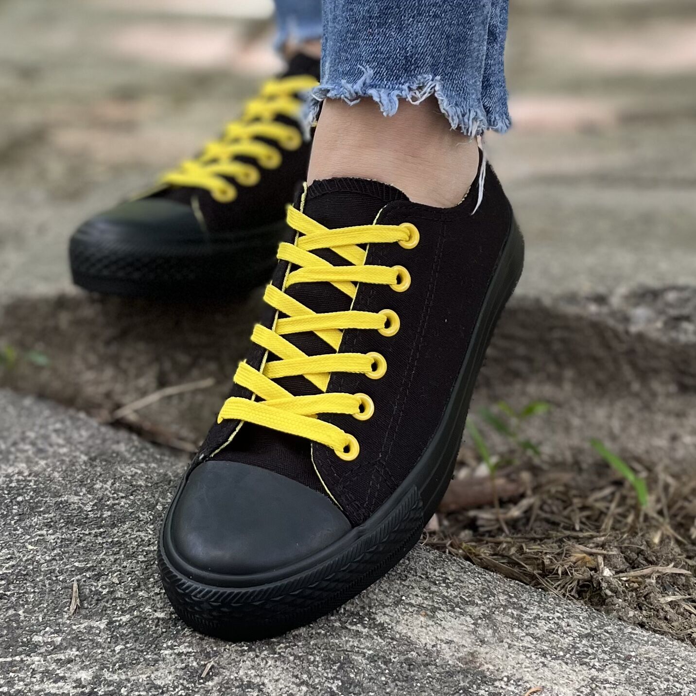 Дамски черни кецове - Nikol - Black - Yellow