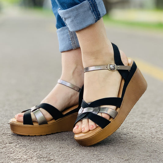 Дамски черни сандали на платформа - Etenia - Black