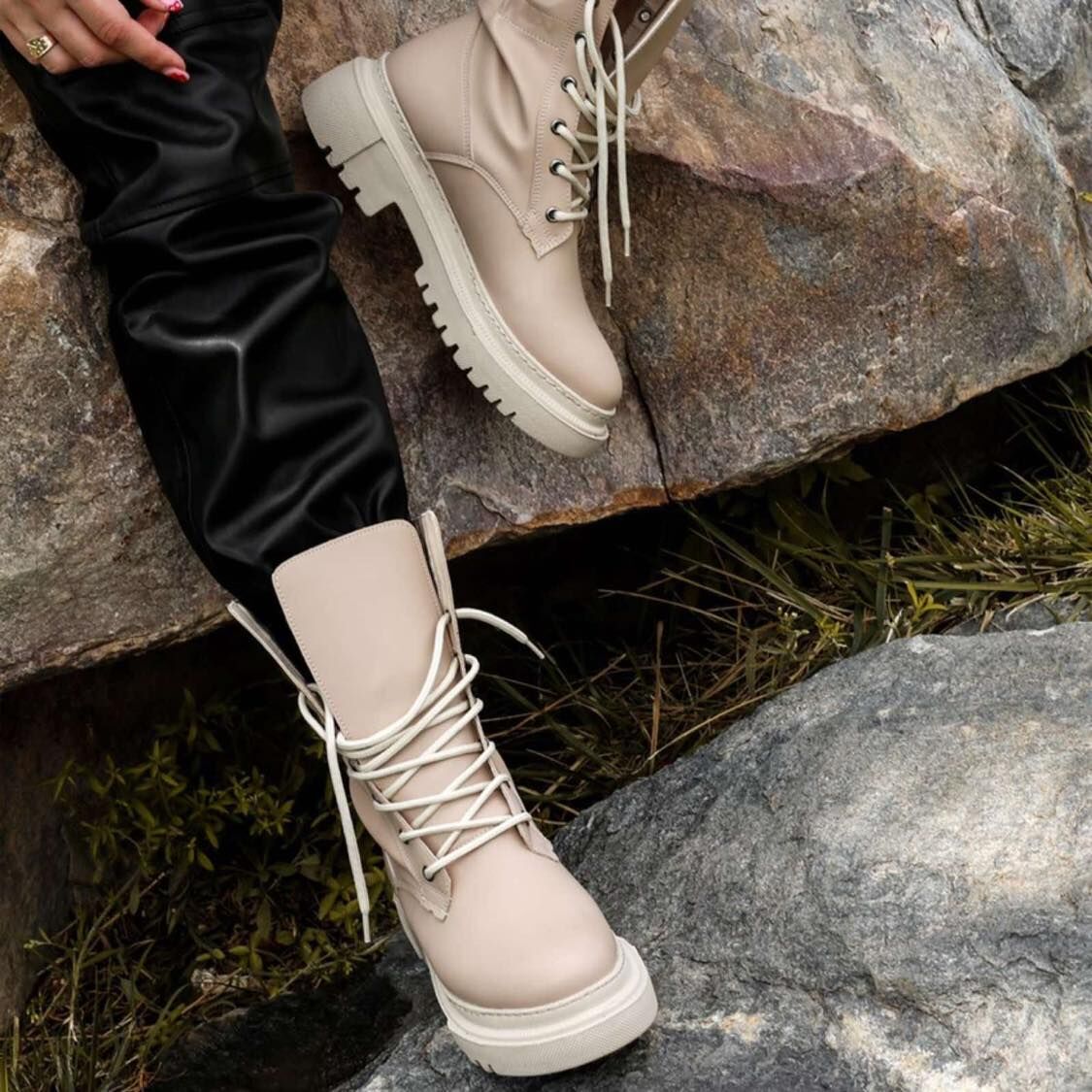 Дамски кафяви боти - Carlynda -  Brown