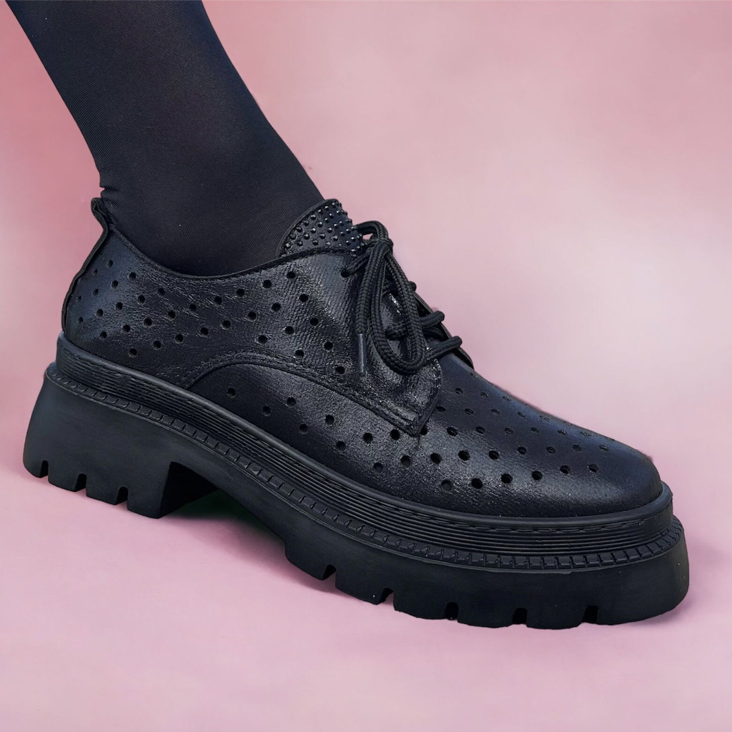 Дамски обувки в черен цвят - Nilsa - Black